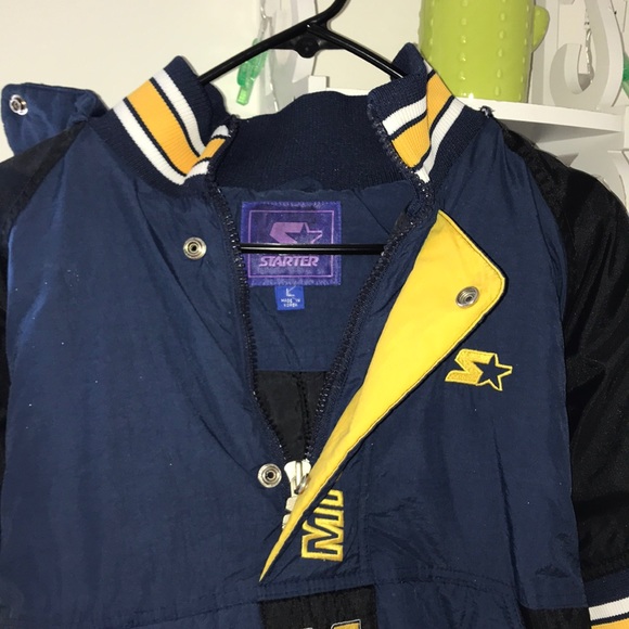 VINTAGE Starter Michigan Jacket - Picture 2 of 7